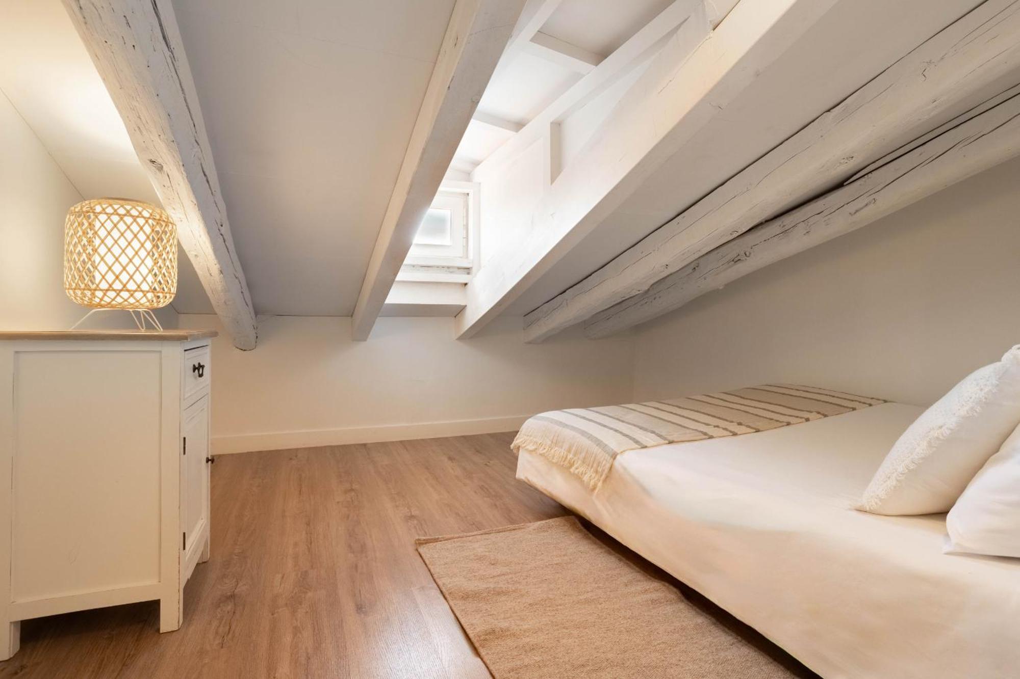 Apartamento Plaza Mayor Attic En Madrid Exteriör bild